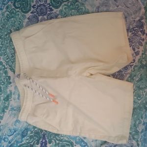 Free Planet Cream Shorts